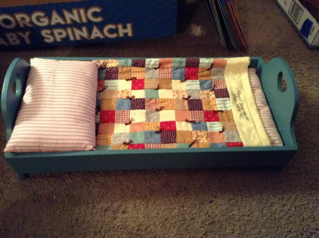 vintage American girl doll bed: vintage American girl doll bed
