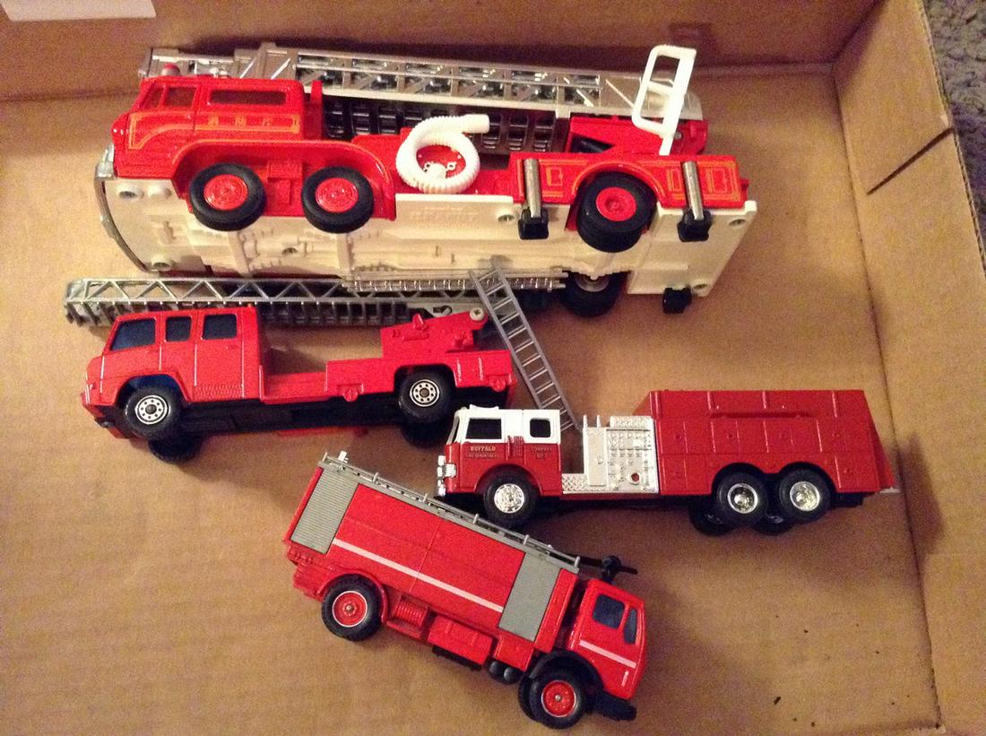 lot of diecast firetrucks (1 of 1)