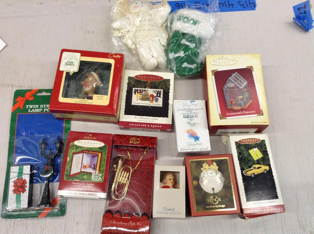 lot of Christmas ornaments and musical carousel: lot of Christmas ornaments and musical carousel