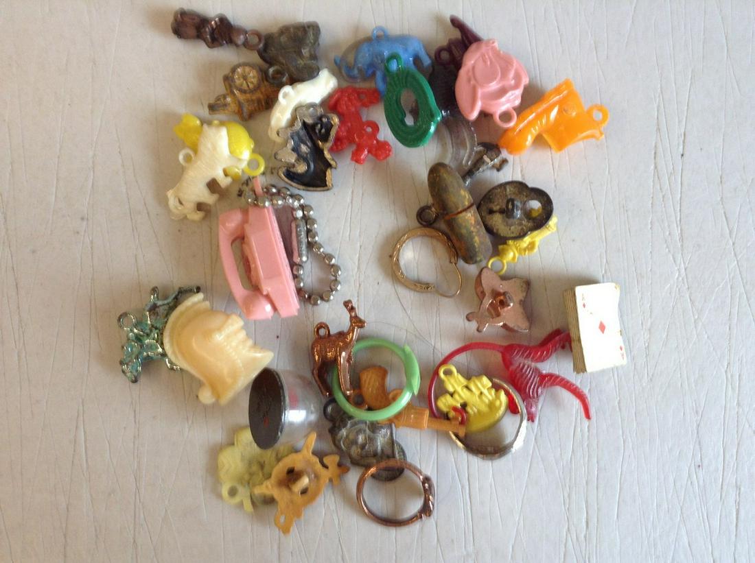 early cracker jack and gumball machine plastic prizes: early cracker jack and gumball machine plastic prizes