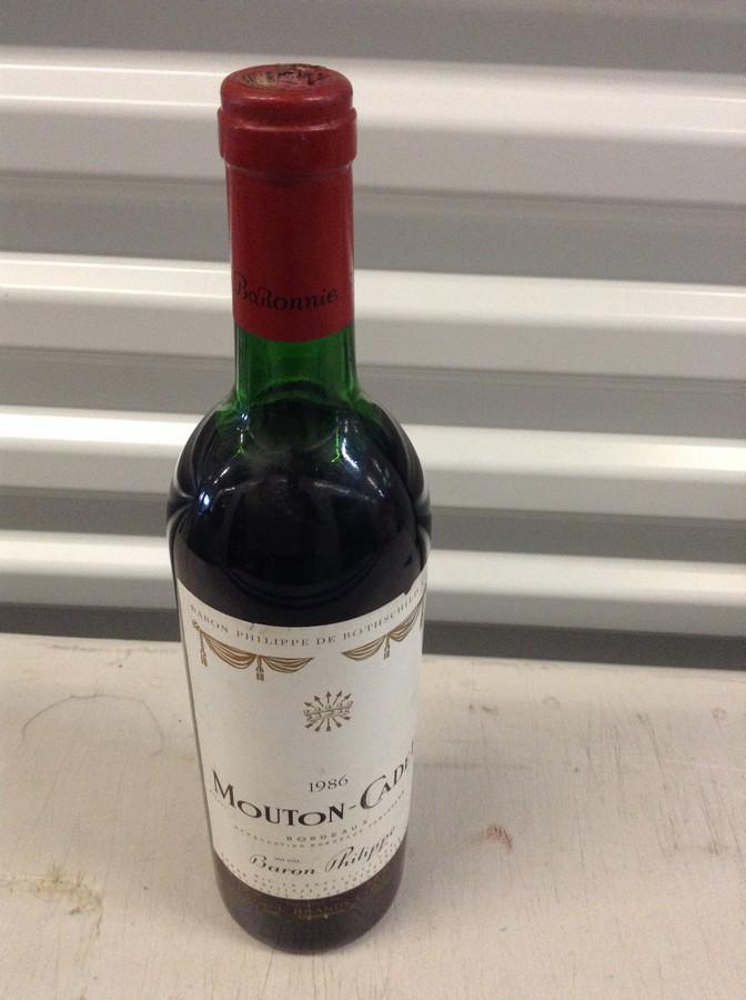 1986 Mouton- Cadet Bordeaux 750ML: 1986 Mouton- Cadet Bordeaux 750ML