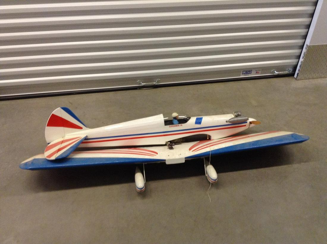 four foot long fully operational remote control: four foot long fully operational remote control airplane
