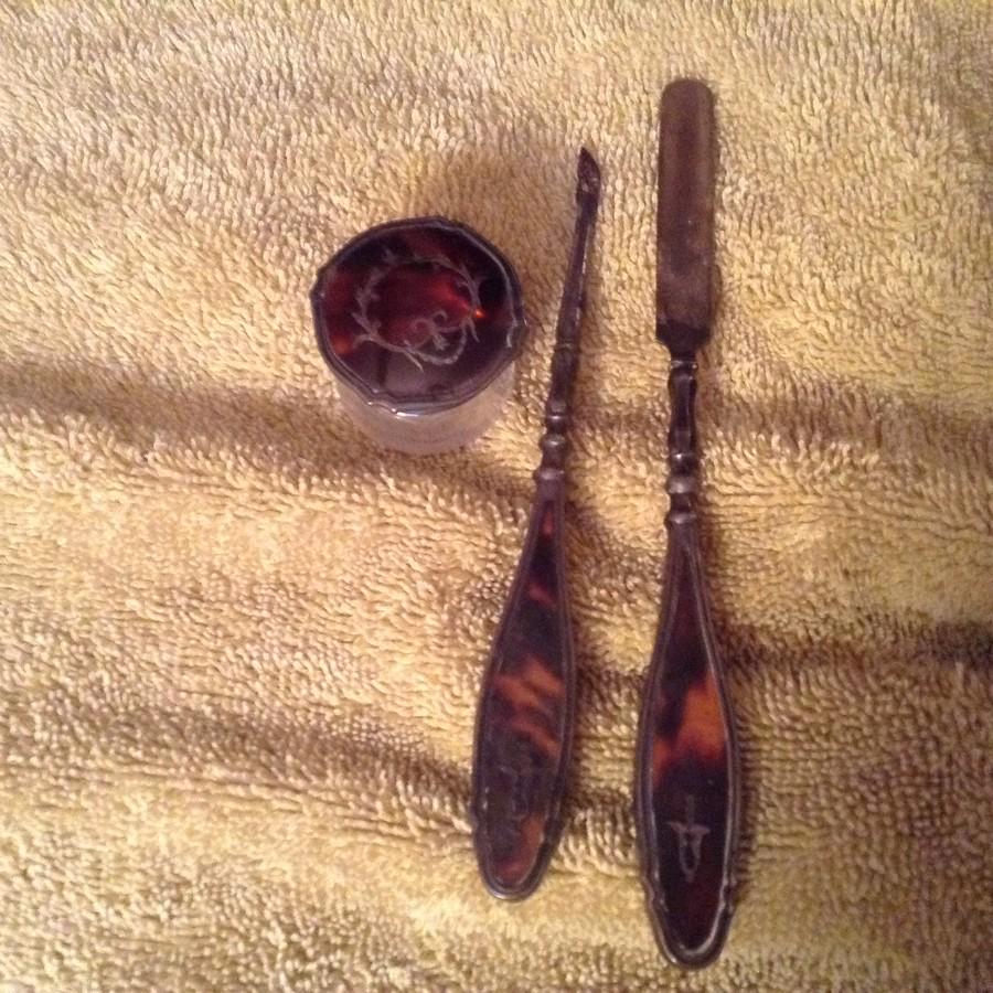 turtle shell Victorian era nail care kit: turtle shell Victorian era nail care kit