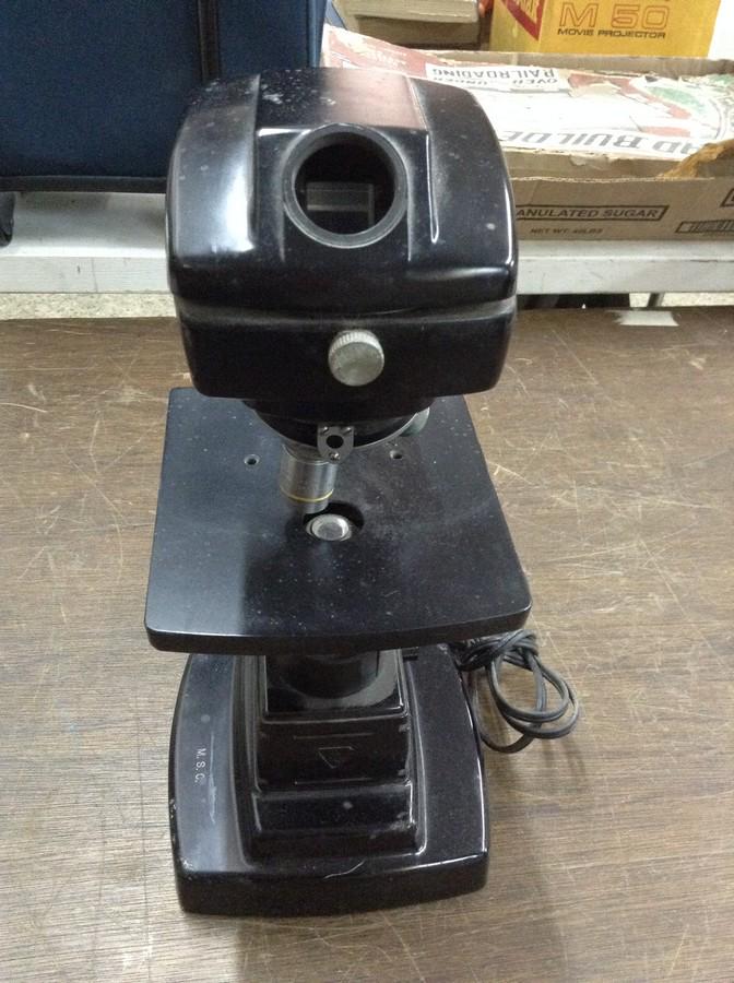 Bavsium lomb working early bakelite microscope: Bavsium lomb working early bakelite microscope