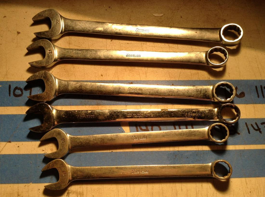 set of snap on tools wrenches 17-22mm: set of snap on tools wrenches 17-22mm