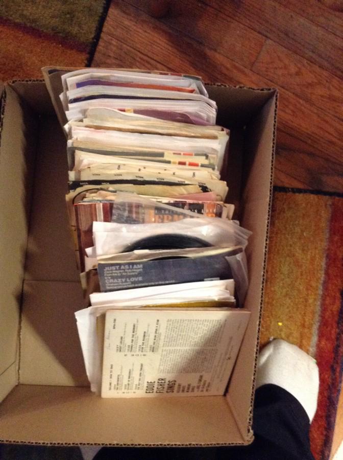 lot of 100 45's records (1 of 1)