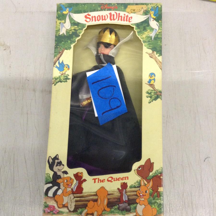 Disney's snow white queen doll (1 of 1)