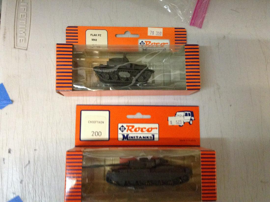lot of two Roco miniatures military cars: lot of two Roco miniatures military cars