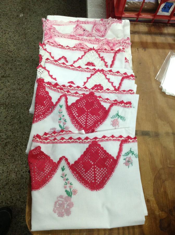 embroidered pillow cases lot of 6 (1 of 1)