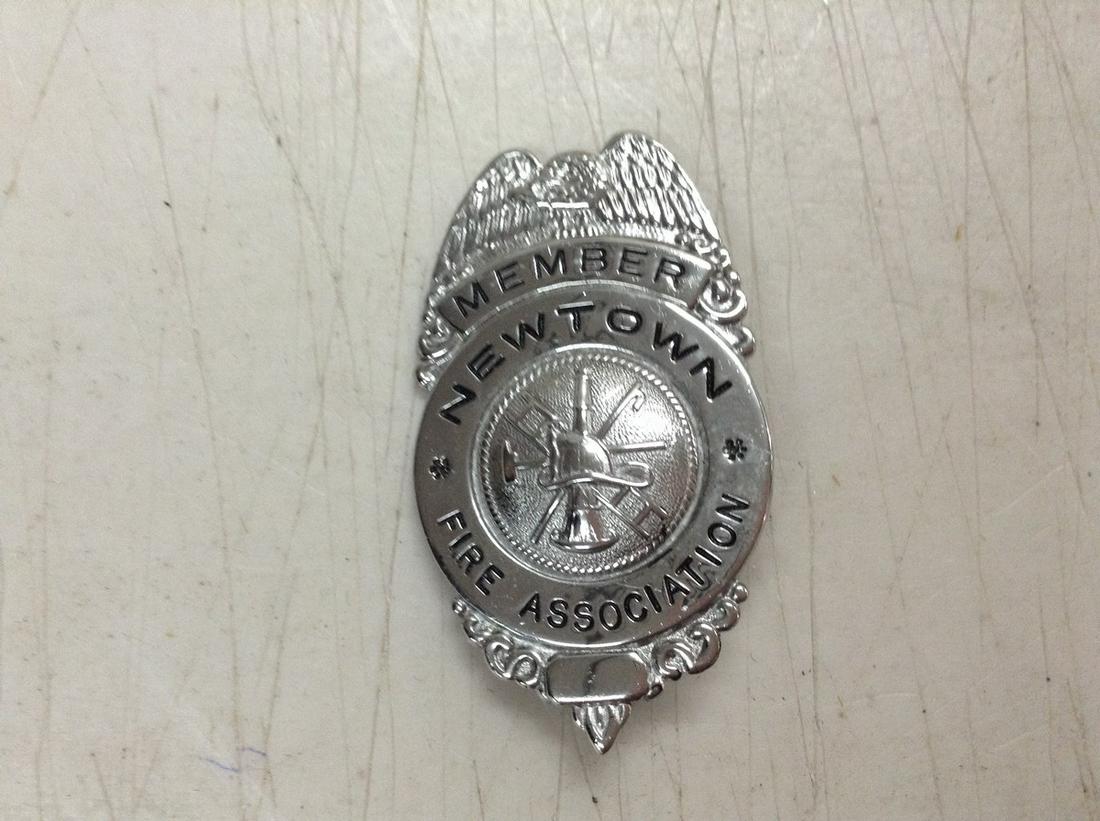 fireman badge (1 of 1)