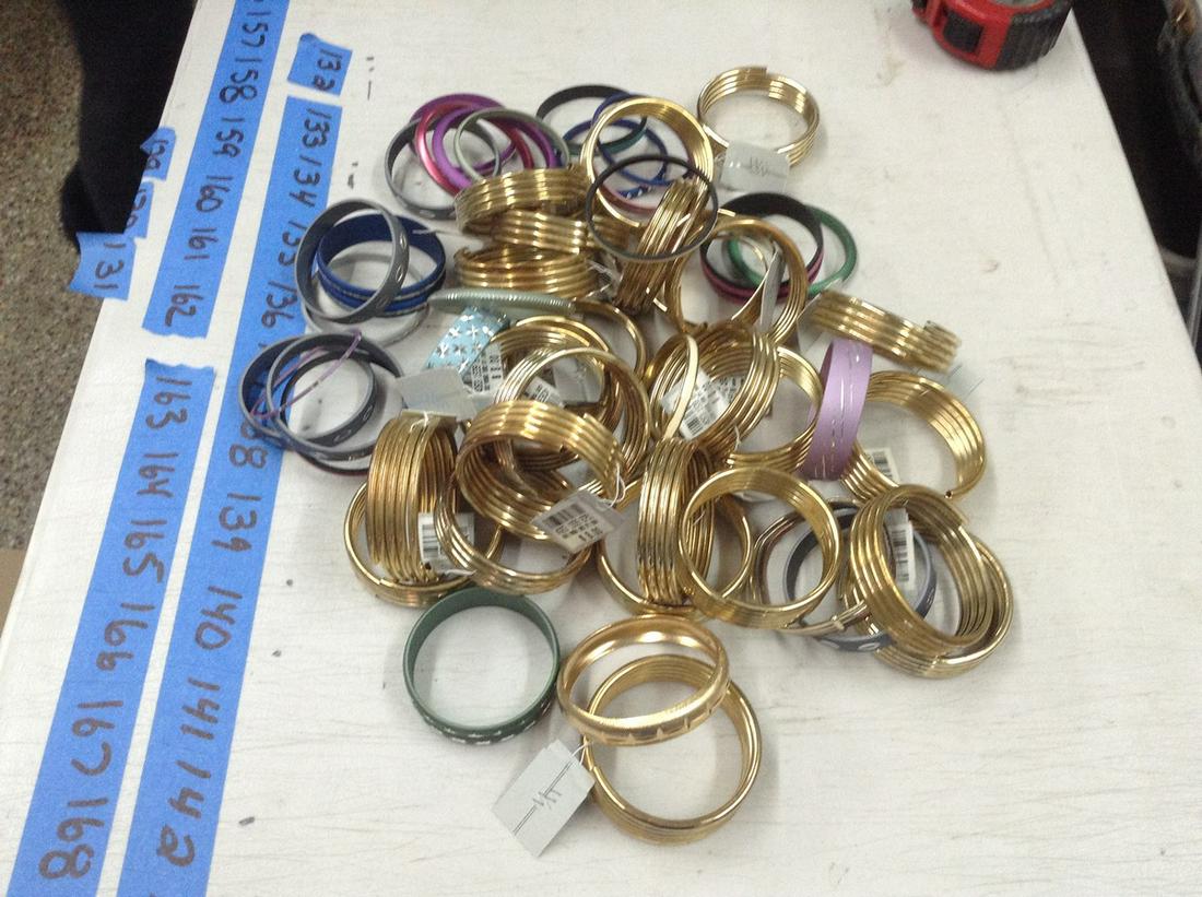 huge amount of vintage bangle bracelets (1 of 1)