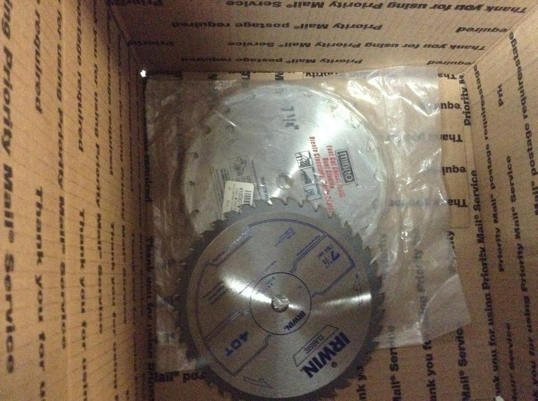 5 new circular saw blades (1 of 1)