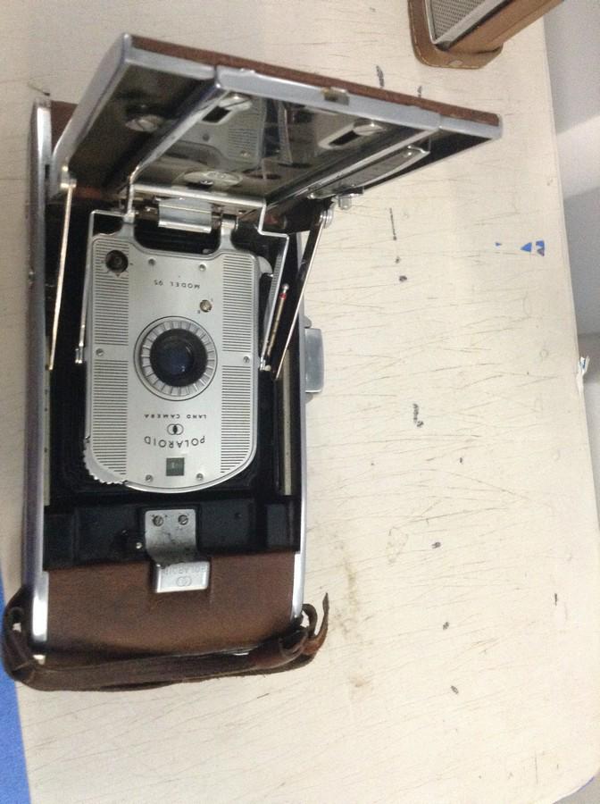 polaroid land camera model 95 (1 of 1)