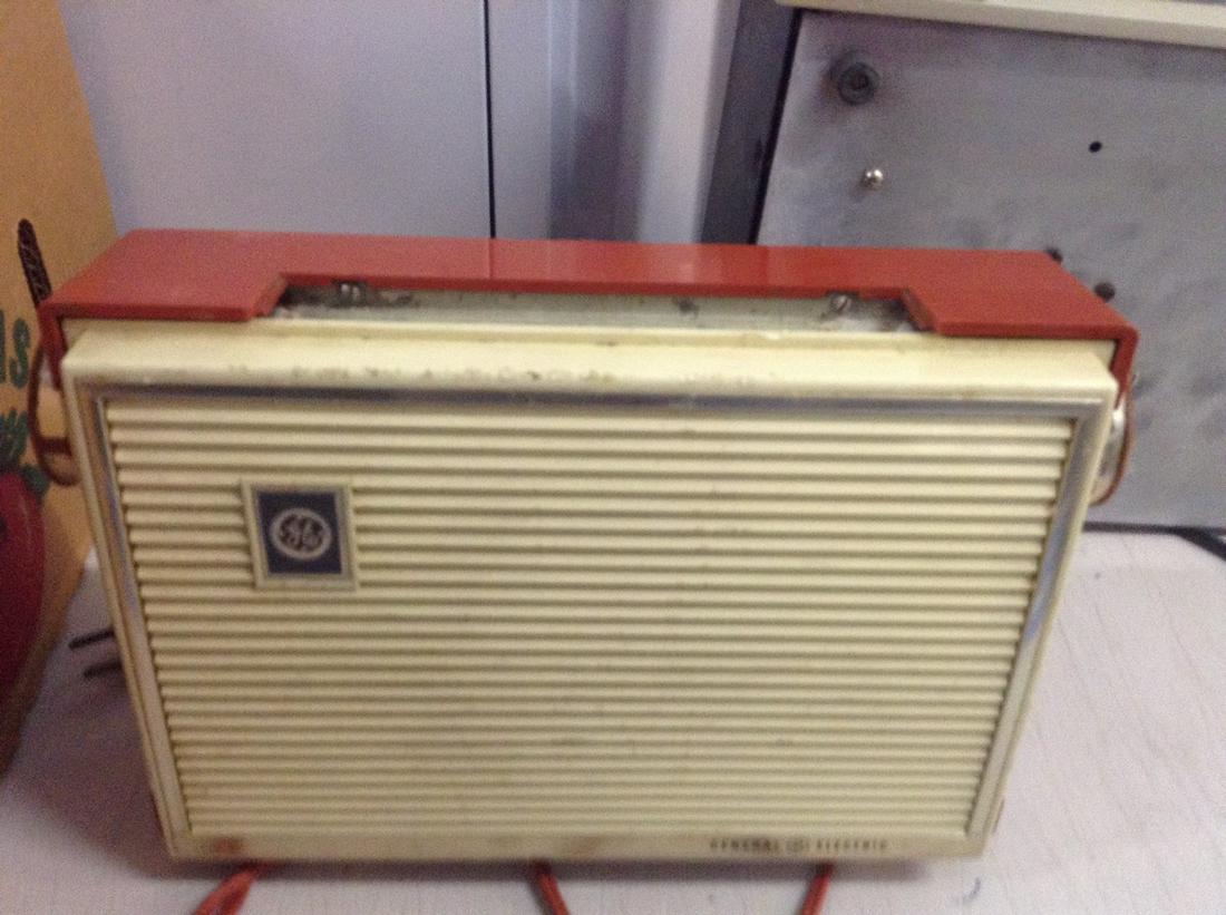 working GE radio (1 of 1)