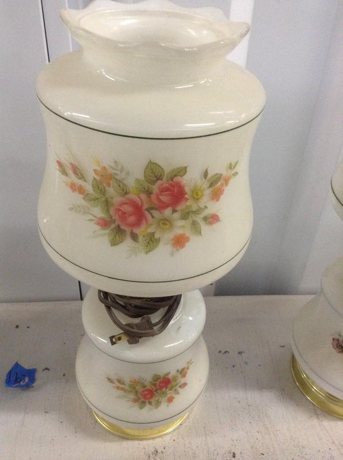 hand painted hurricane lamp 17" tall (1 of 1)