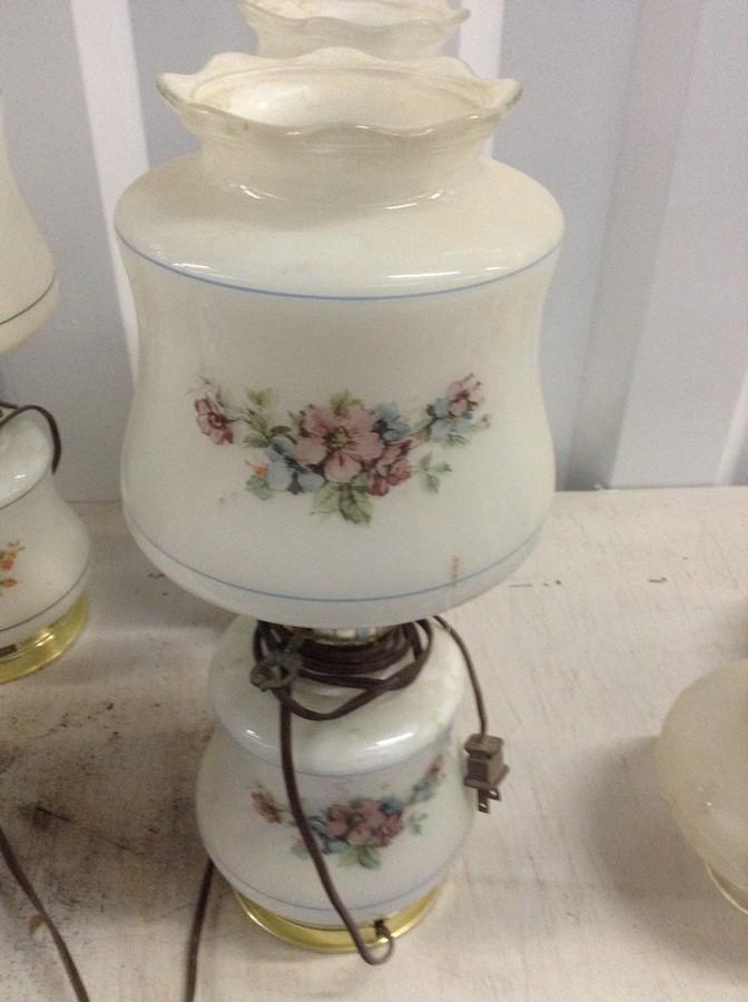 hand painted hurricane lamp 17" tall (1 of 1)