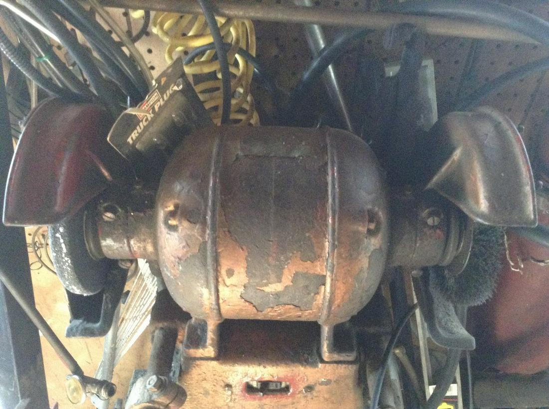 heavy duty bench grinder (1 of 1)