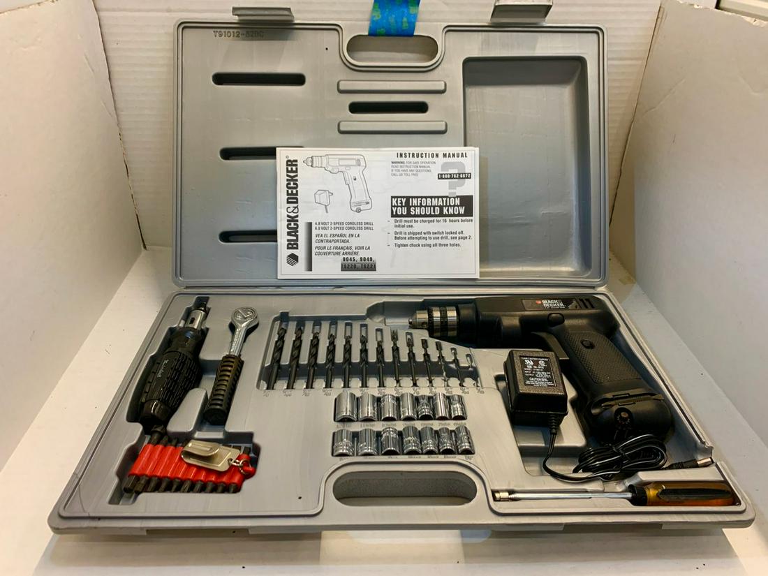 Black and Decker Drill and Tool Kit: Black and Decker Drill and Tool Kit