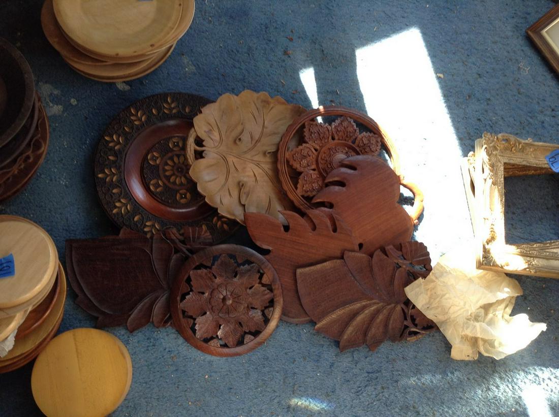 large lot of wood ornate wall hangings (1 of 1)