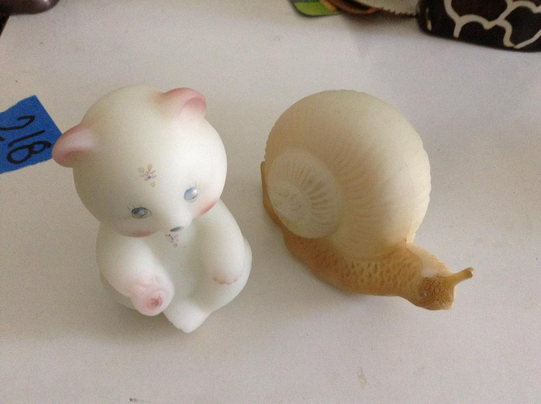 signed Fenton snail and signed Fenton bear (1 of 1)
