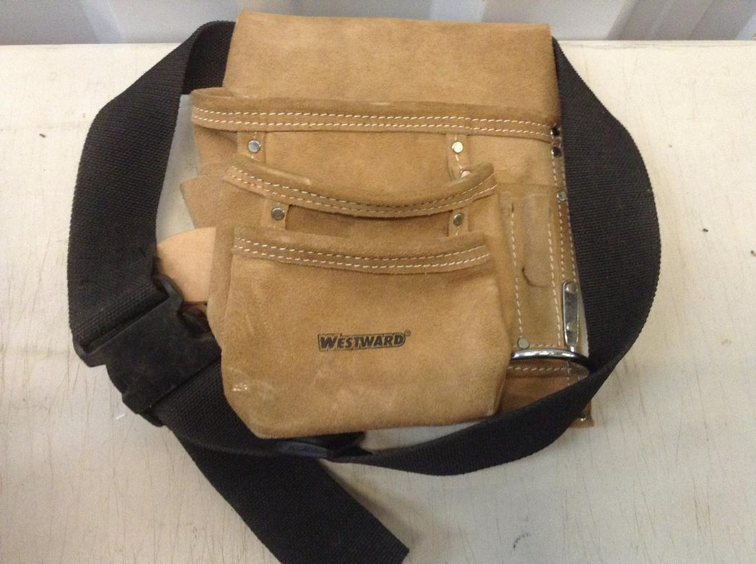 westward leather tool belt in very good condition (1 of 1)