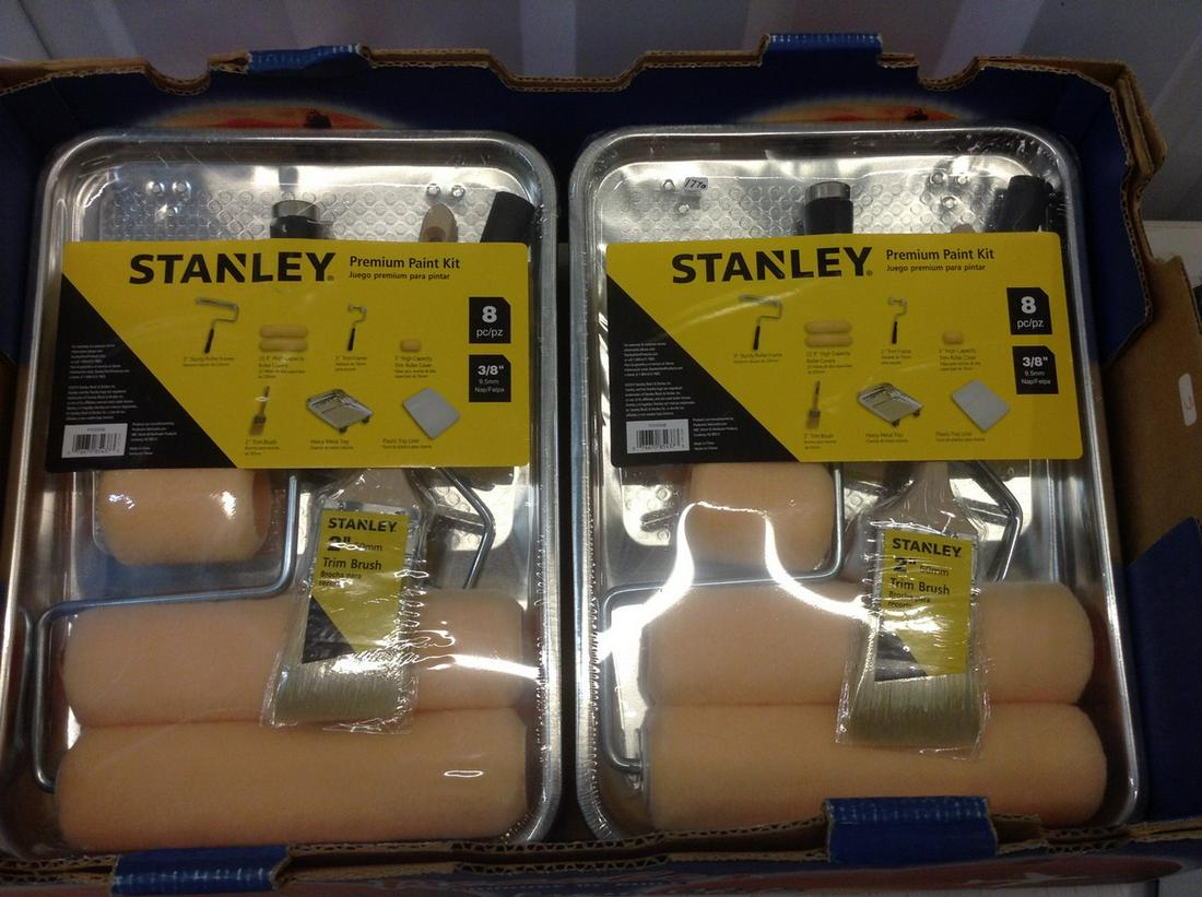 lot of two Stanley premium paint kits: lot of two Stanley premium paint kits