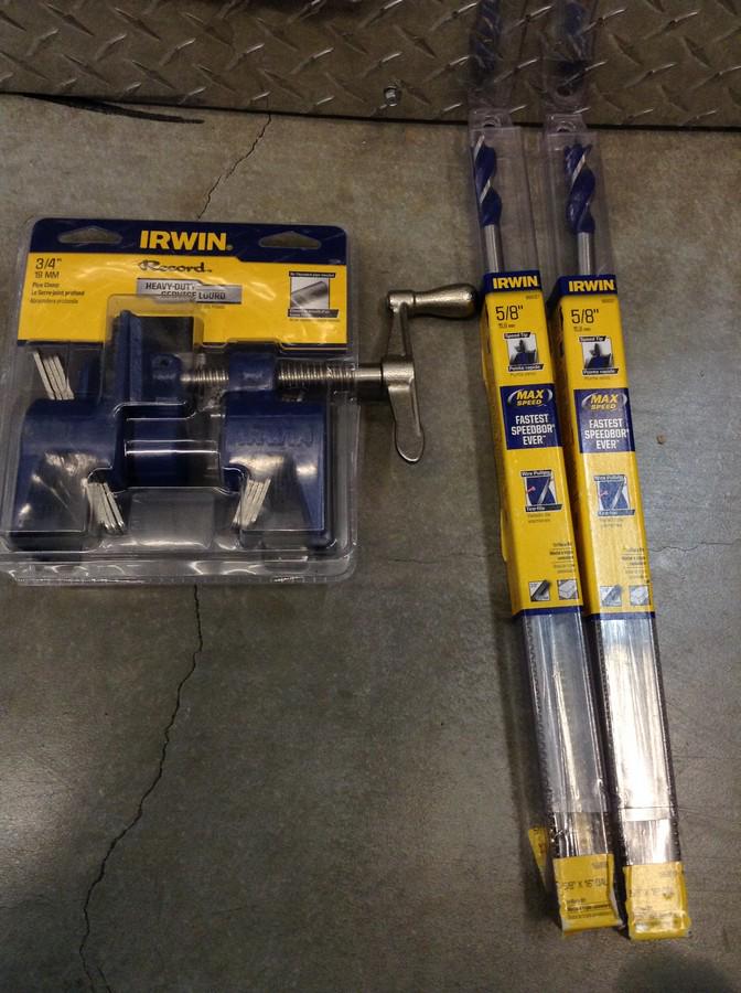 Irwin pipe clamp and two tri-flute bits (1 of 1)
