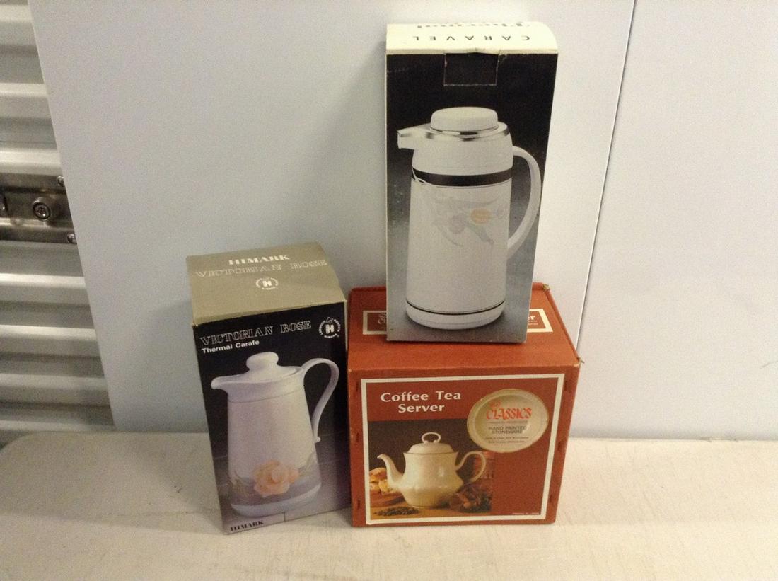 lot of teapot and thermal carafe: lot of teapot and thermal carafe