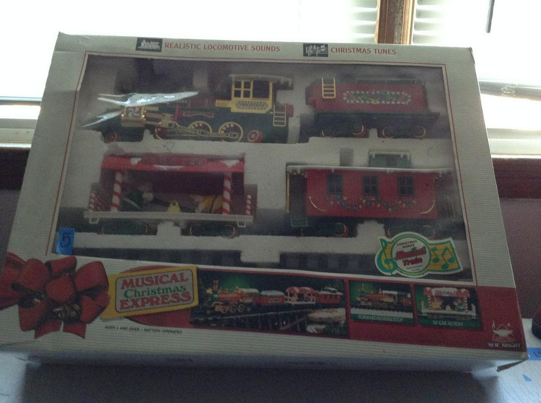musical Christmas express train in box (1 of 1)