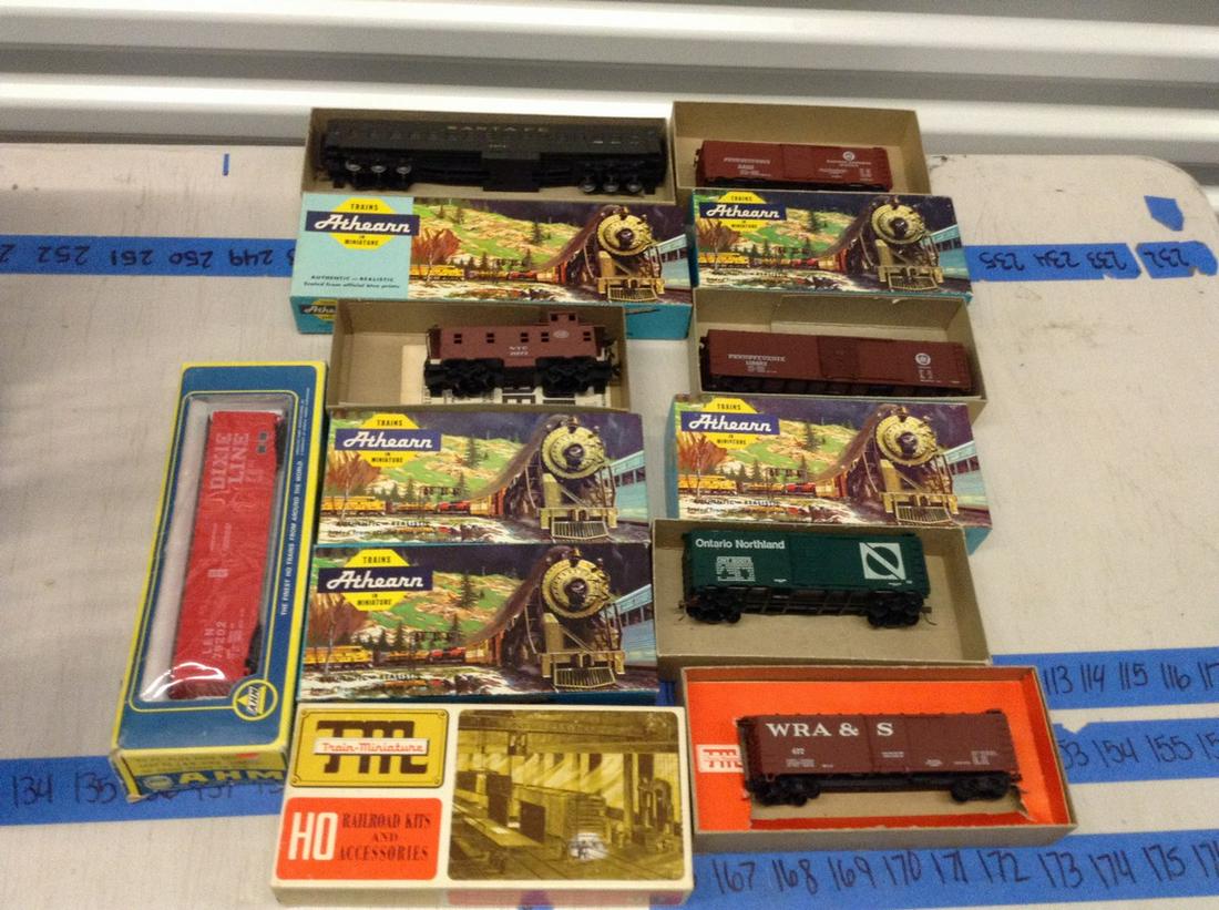 large lot of ho train cars in the boxes (1 of 1)