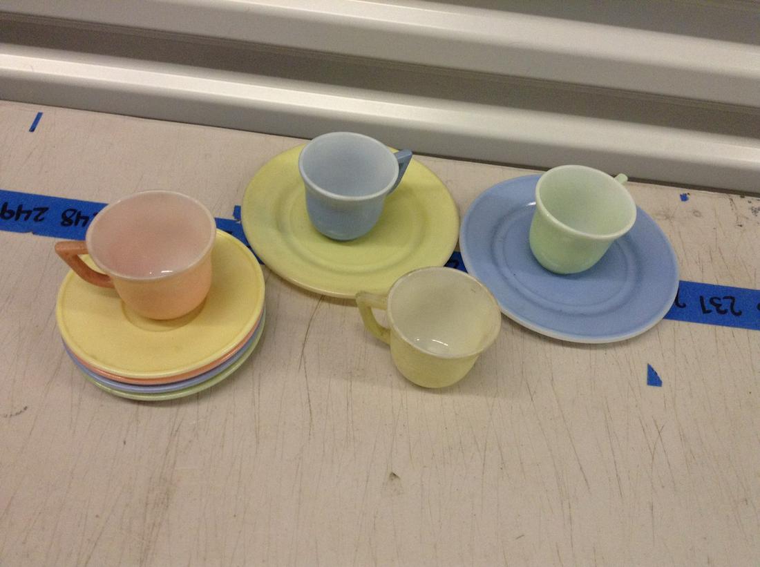 Children's 1950s China Tea set (1 of 1)
