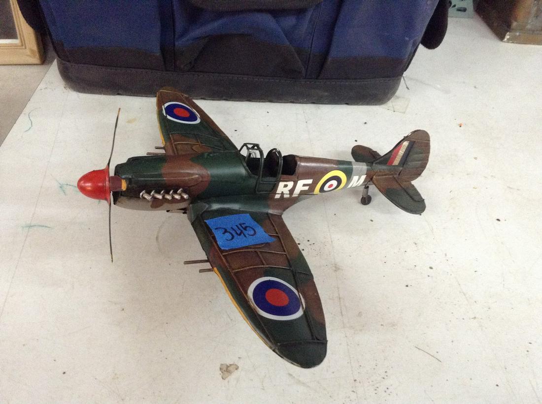metal British spitfire 12" long: metal British spitfire 12" long