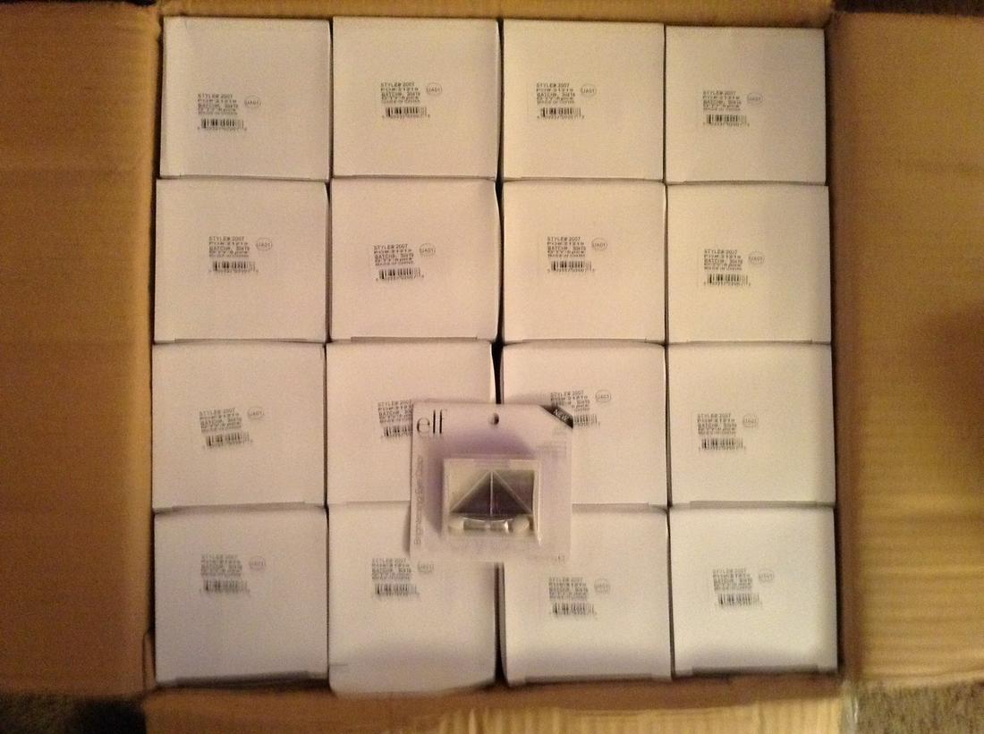 ELF eyeshadow pallet style: 2007 Drama 288 pieces: ELF eyeshadow pallet style: 2007 Drama 288 pieces