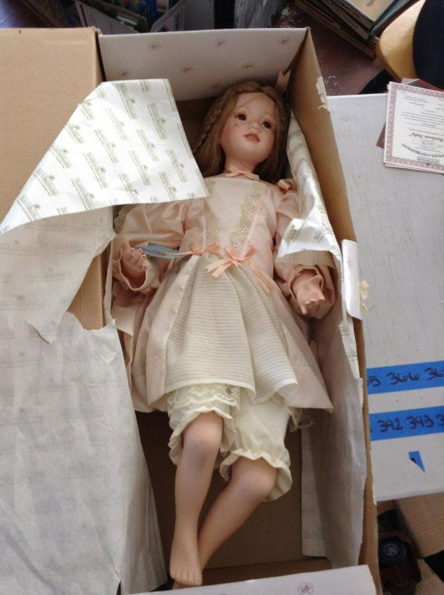 Aston-drake collection Heirloom baby doll with COA: Aston-drake collection Heirloom baby doll with COA