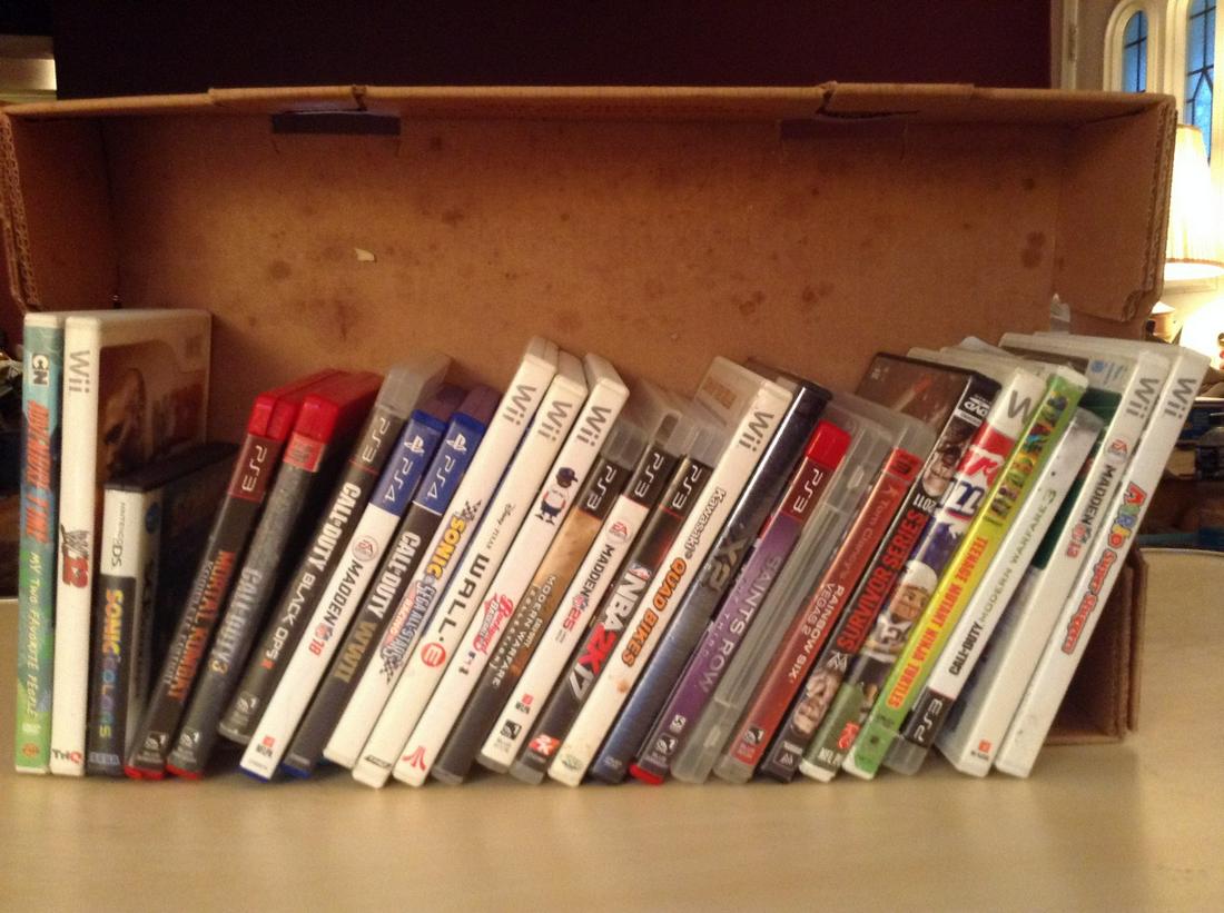 large lot of various video games (1 of 1)