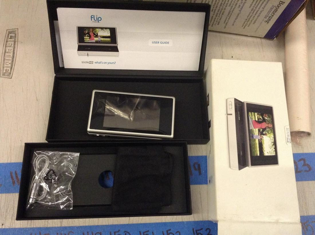 flip video camera with box and all paperwork (1 of 1)