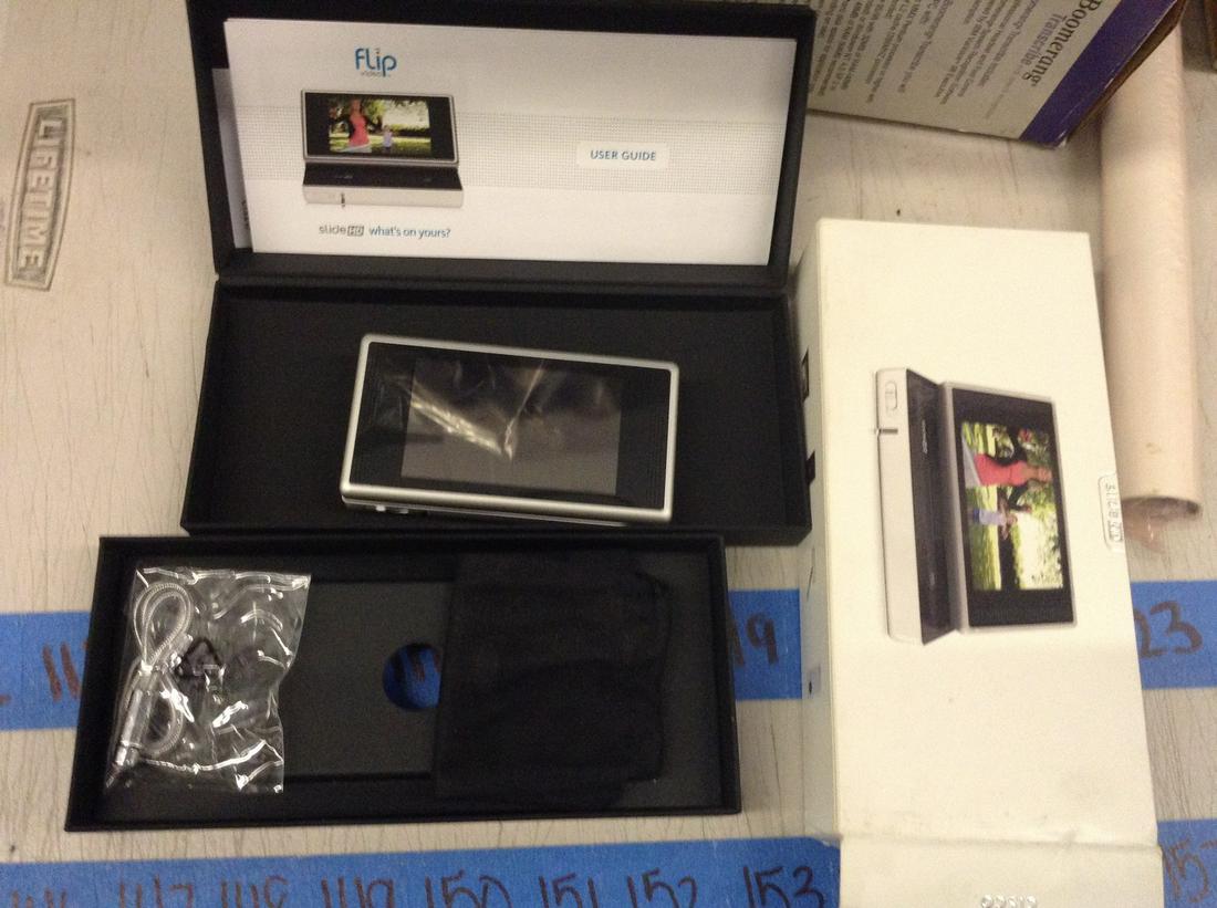 flip video camera with box and all paperwork (1 of 1)