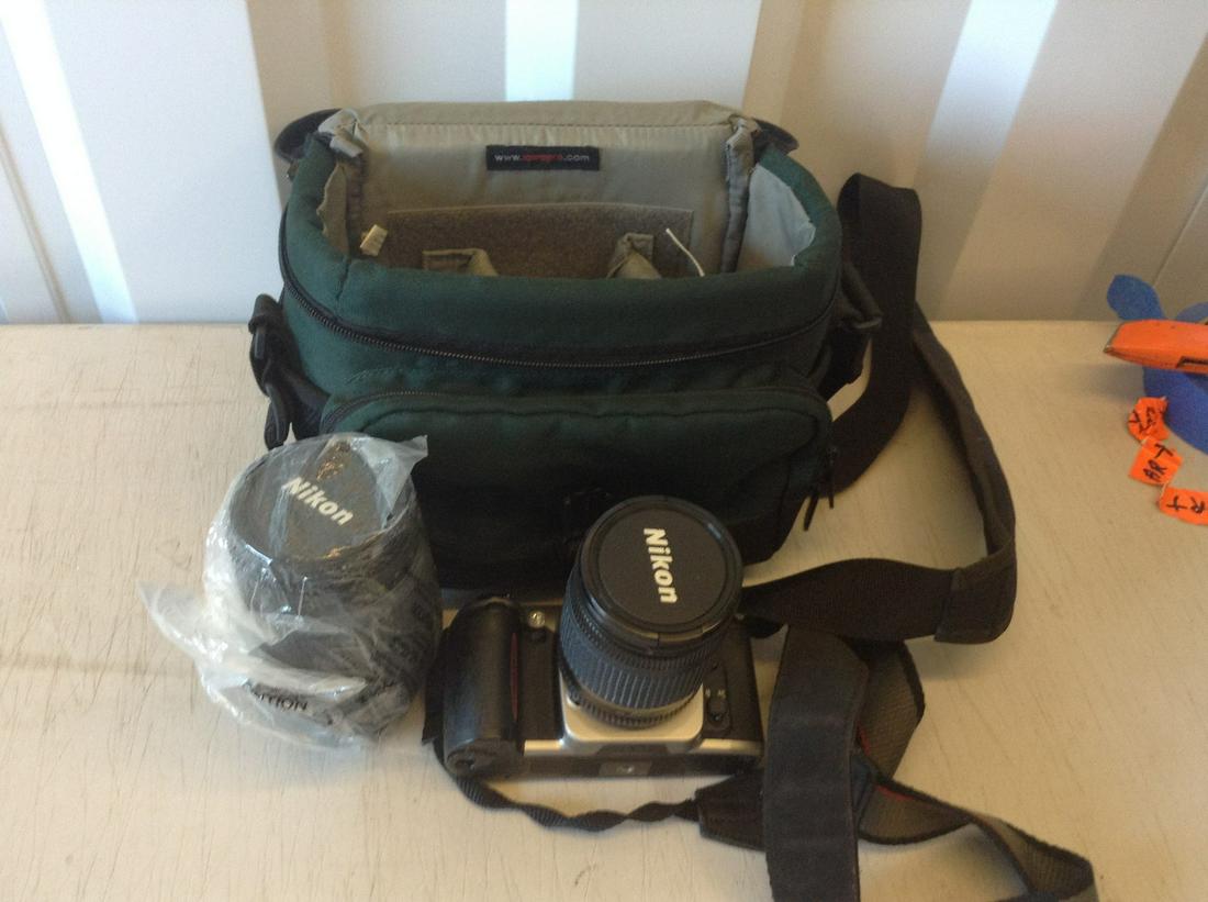 Nikon n65 camera 300mm lens and bag perfect working: Nikon n65 camera 300mm lens and bag perfect working condition