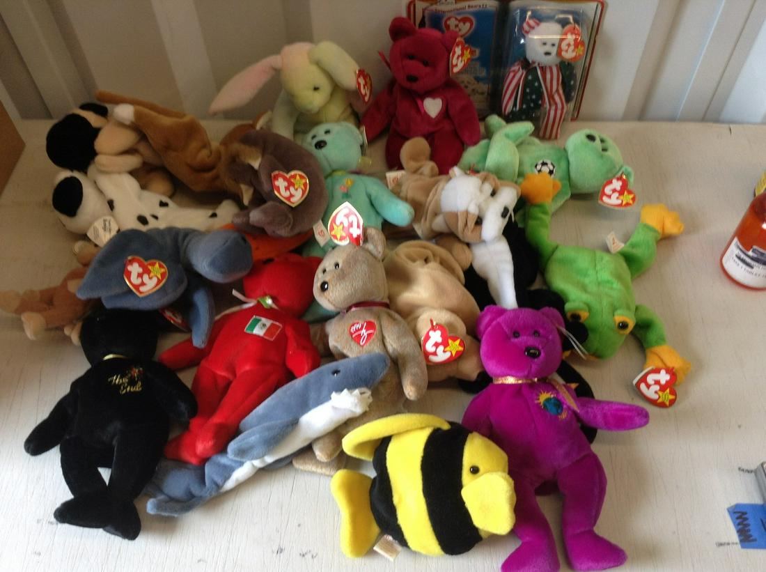 large various size beanie babies with tags: large various size beanie babies with tags