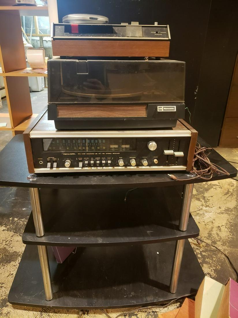 Vintage Realistic stereo and record player: Vintage Realistic stereo and record player