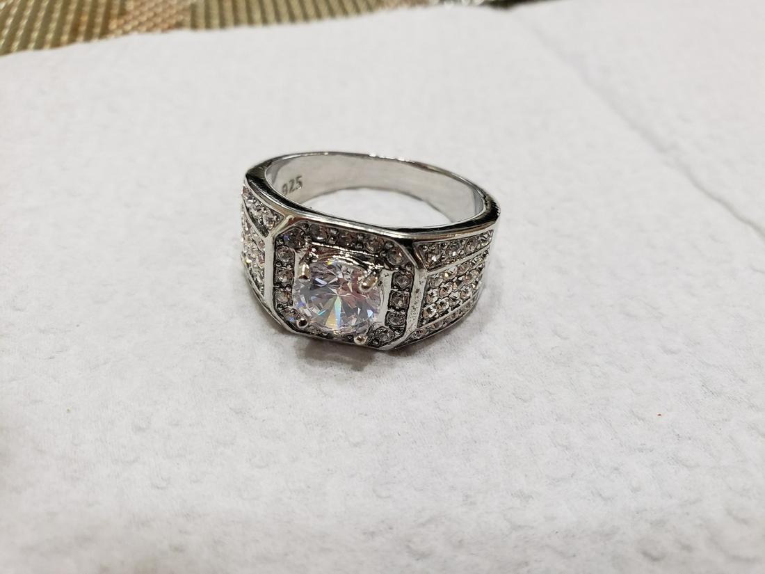 Sterling silver ring w/stone (1 of 1)