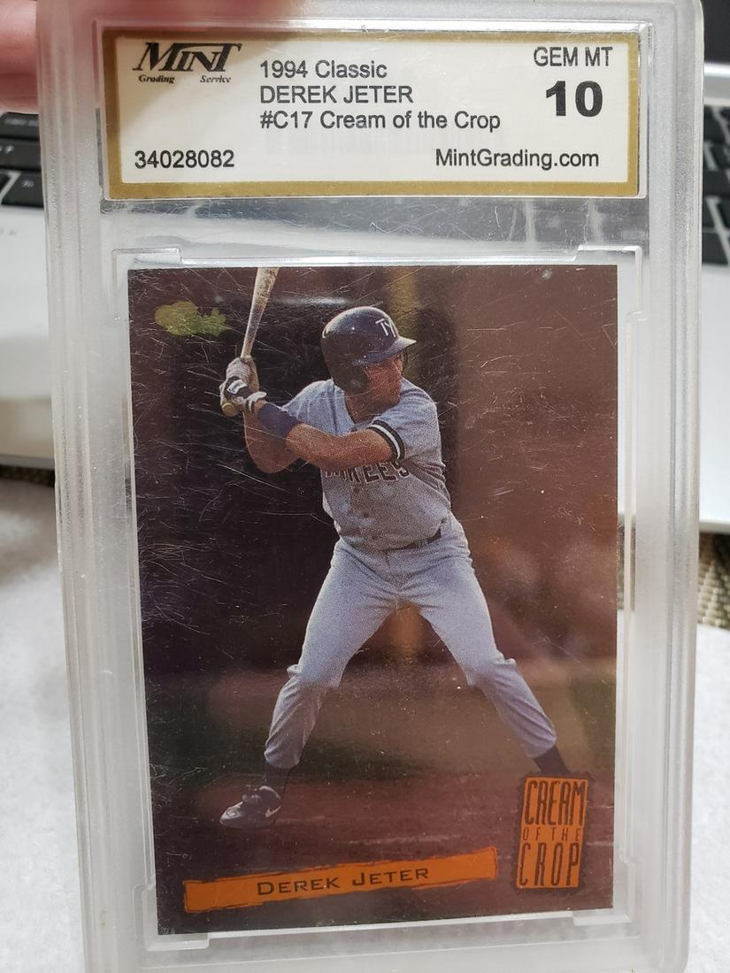 Graded Derek Jeter Cream of the crop trading card (1 of 1)