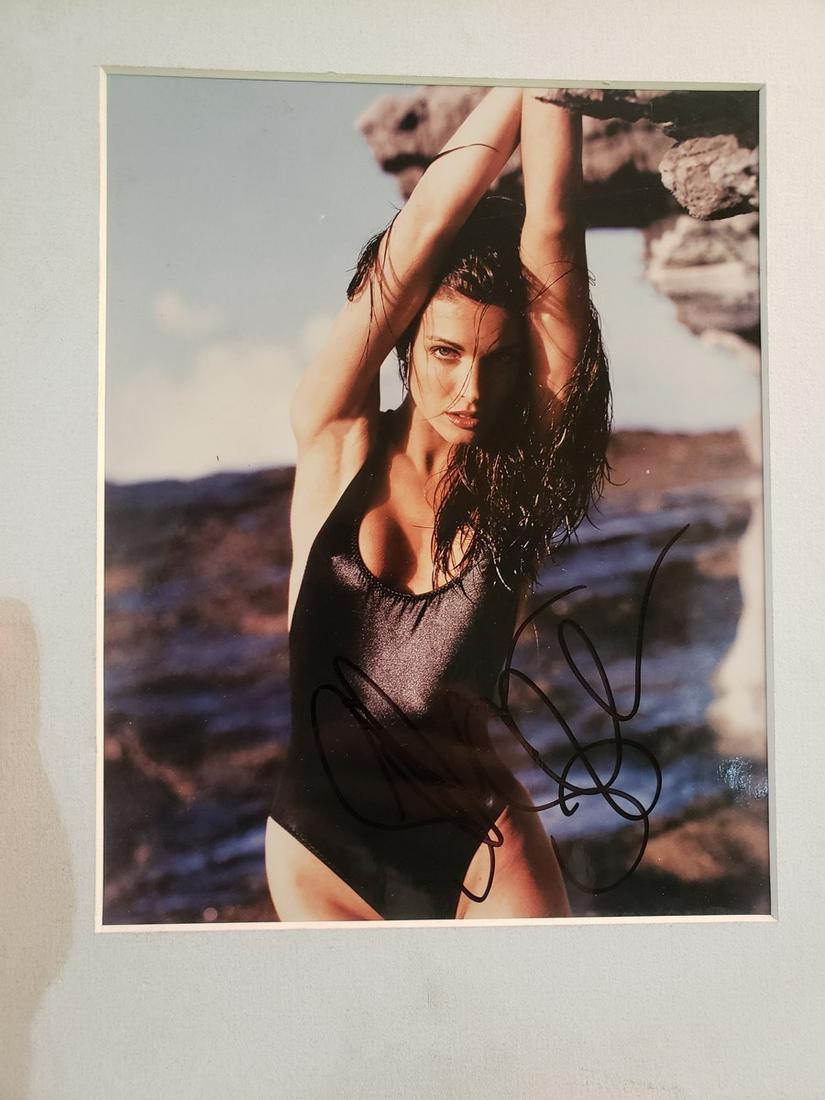 Stephanie Seymour signed 8x10 photo w/coa (1 of 1)