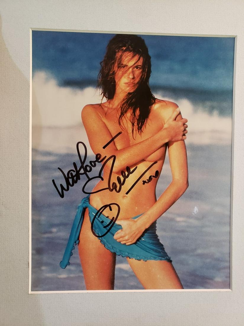 Elle Macpherson signed 8x10 photo w/coa (1 of 1)