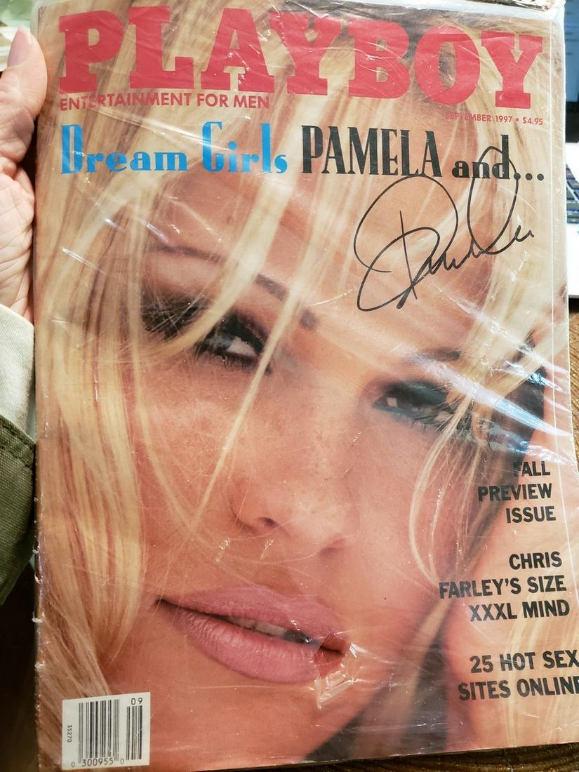 Pamela Anderson signed Playboy magazine (1 of 1)