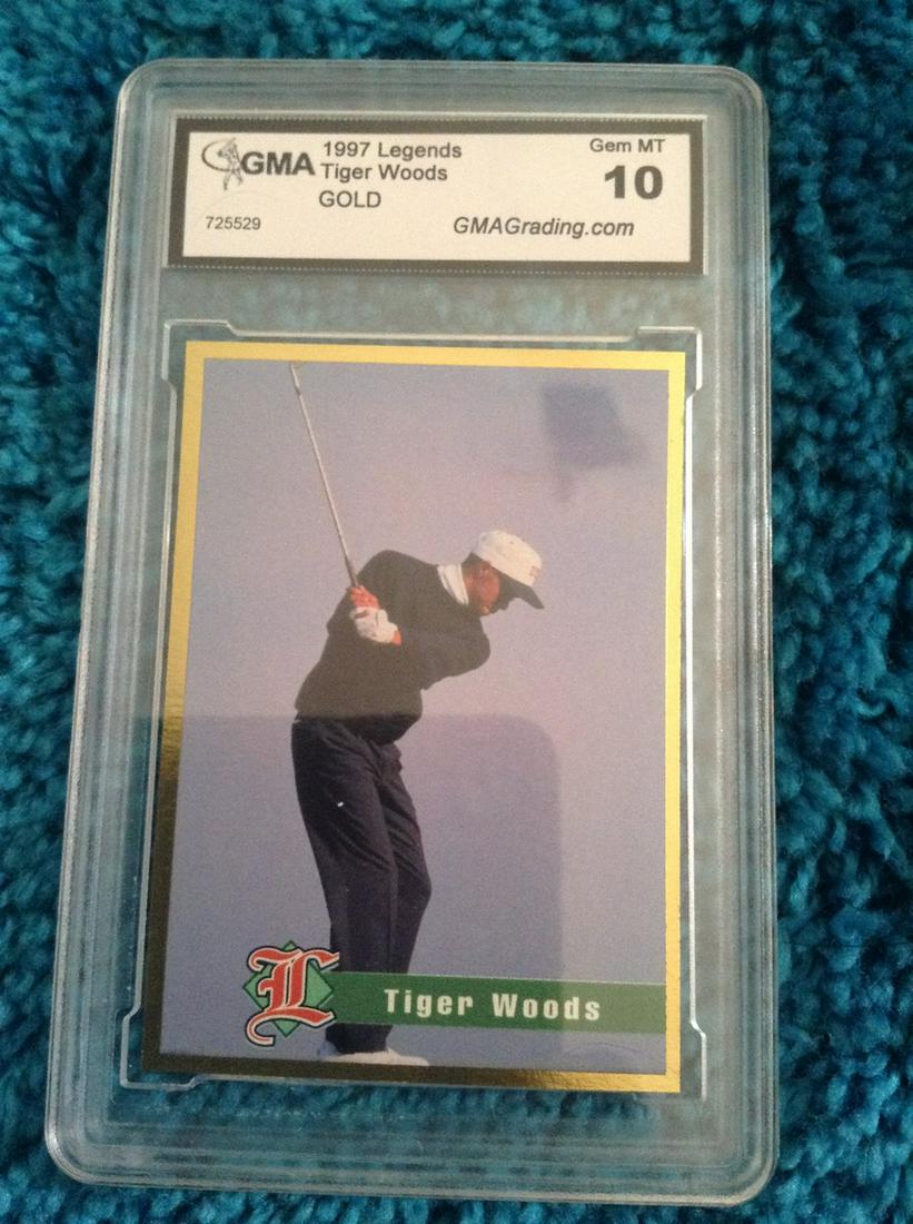 graded 1997 tiger woods gold card 10 (1 of 1)