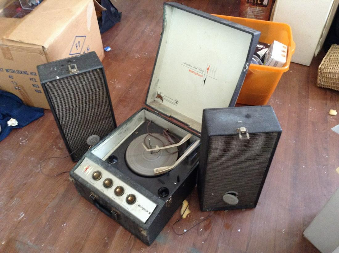 vintage westing house turntable with speakers: vintage westing house turntable with speakers