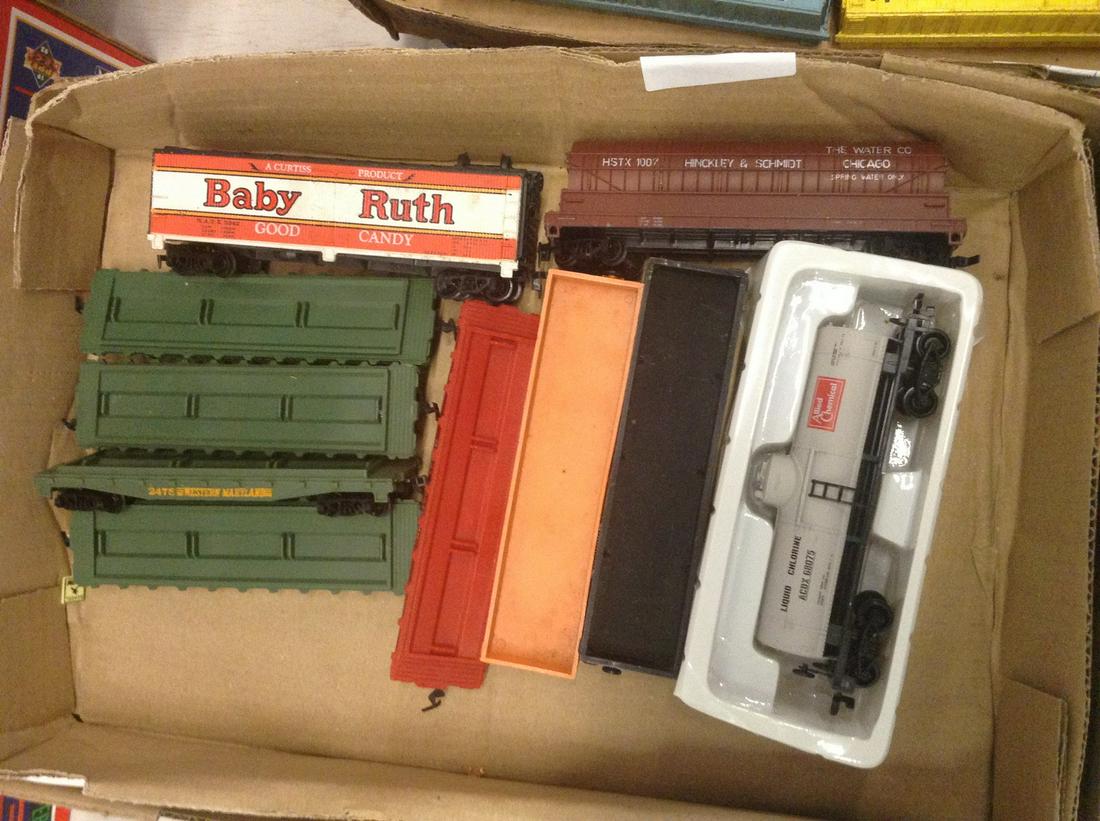 large lot of ho train cars (1 of 1)