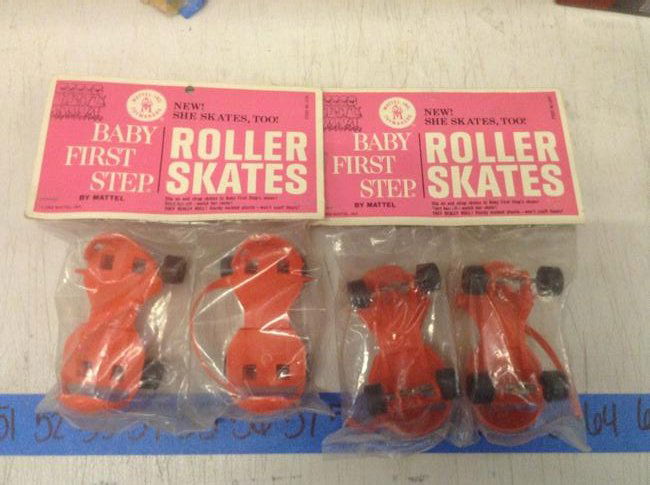 Mattel in the package doll roller-skates 1960 (1 of 1)