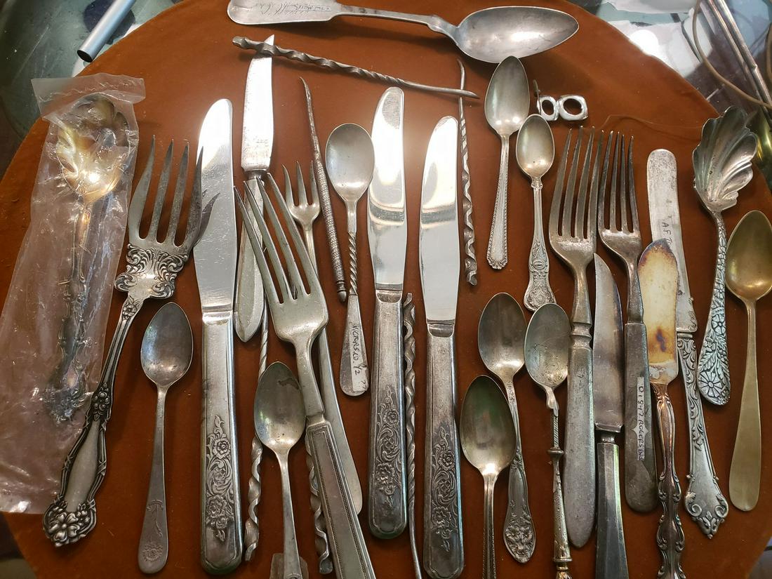large lot of vintage silverware: large lot of vintage silverware